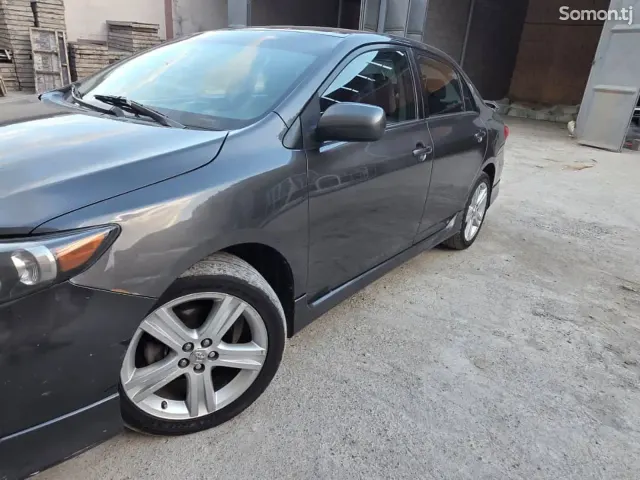 Toyota Corolla 2012 · 1.8 AT