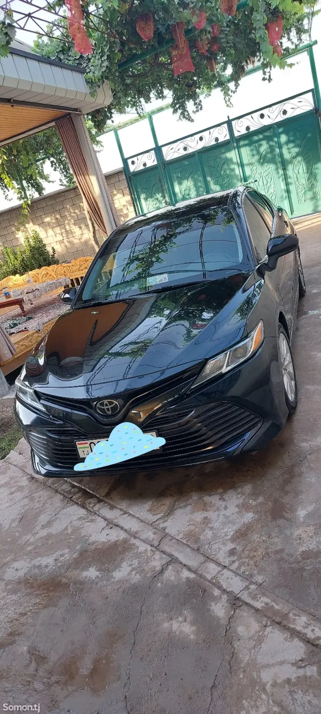 Toyota Camry 2019 · 2.5 AT