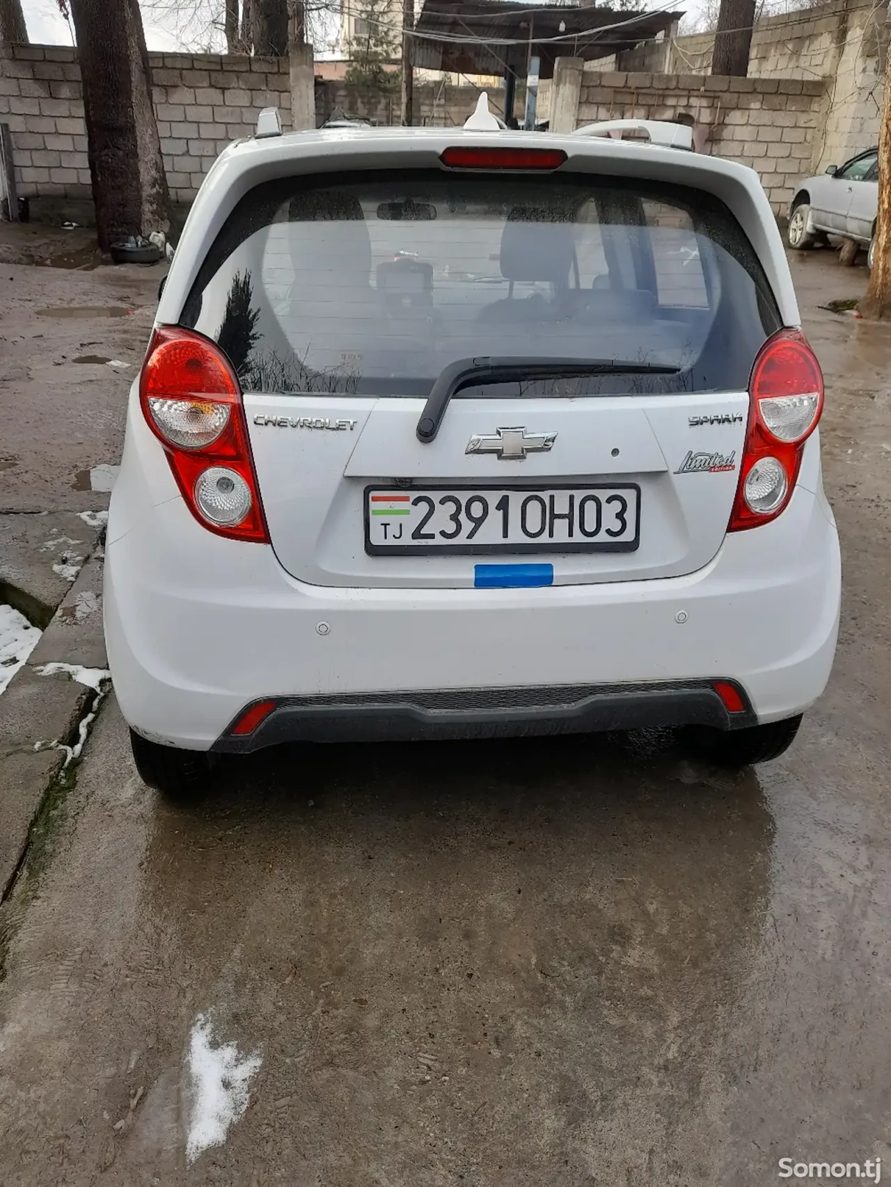 Chevrolet Spark 2014 · 1.1 AT