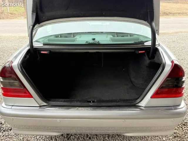 Mercedes-Benz C class 1999 · 2.8 AT