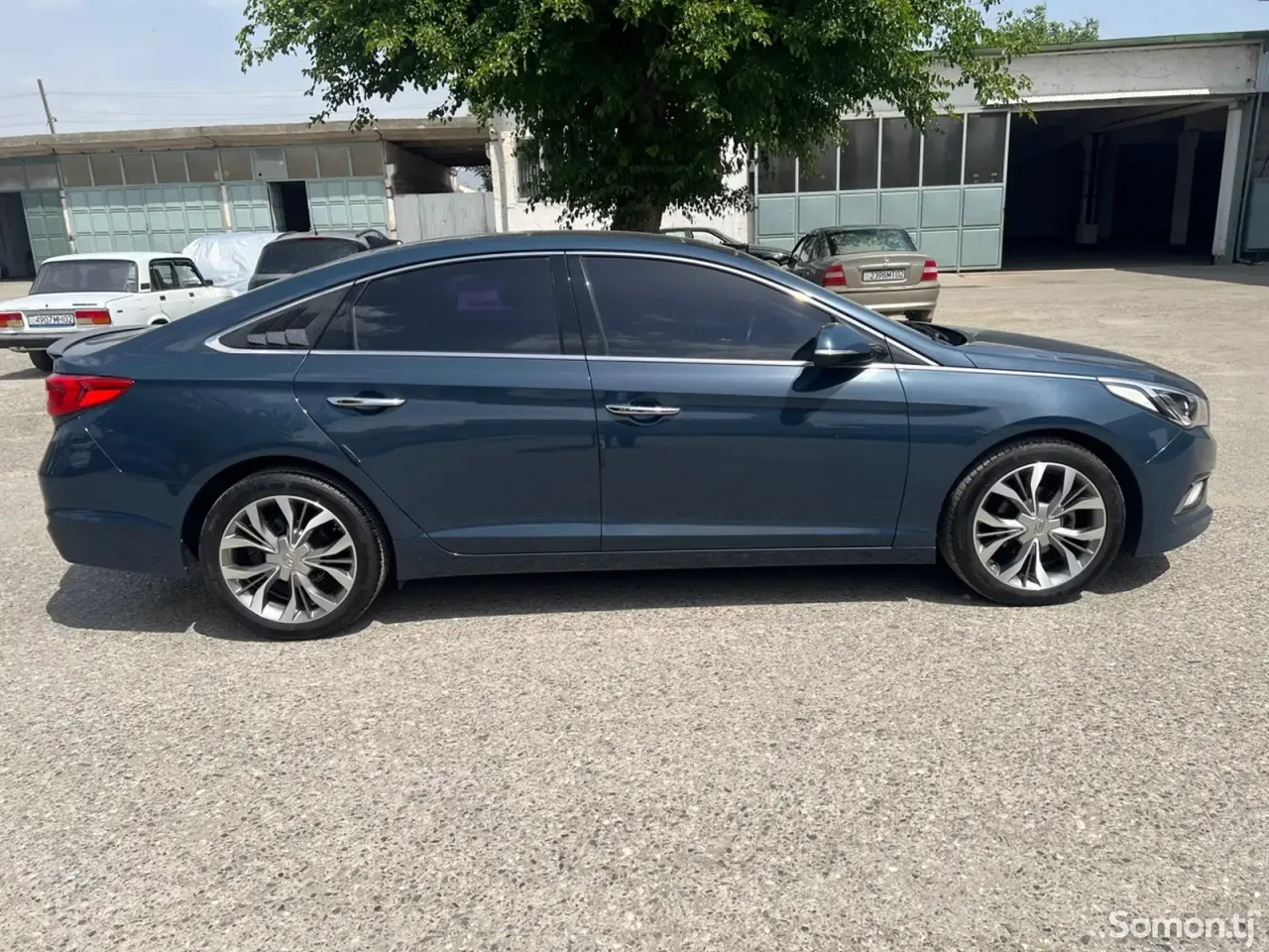Hyundai Sonata 2015 · 2.0 AT