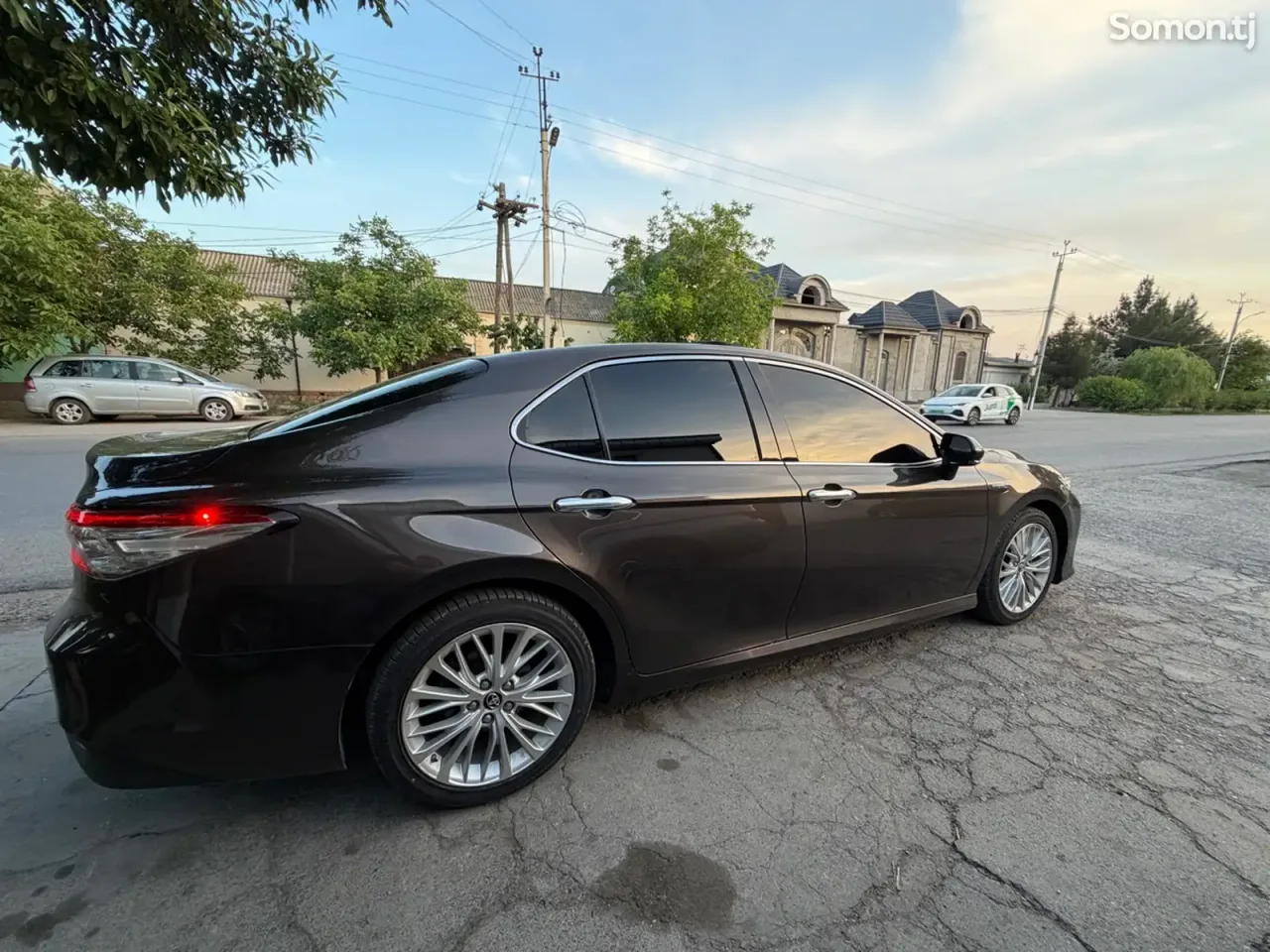 Toyota Camry 2018 · 2.5 AT