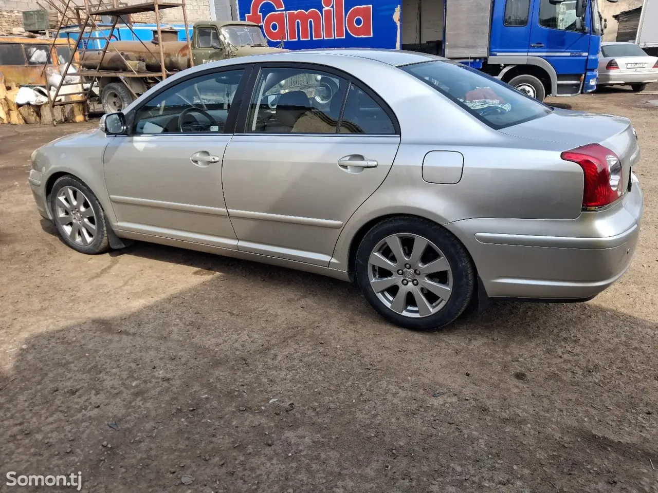 Toyota Avensis 2008 · 2.0 MT