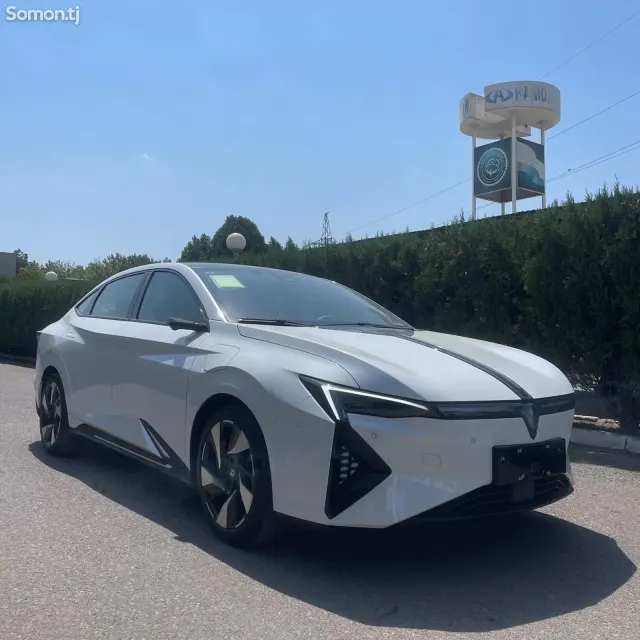 Dongfeng L7 2025 · AT