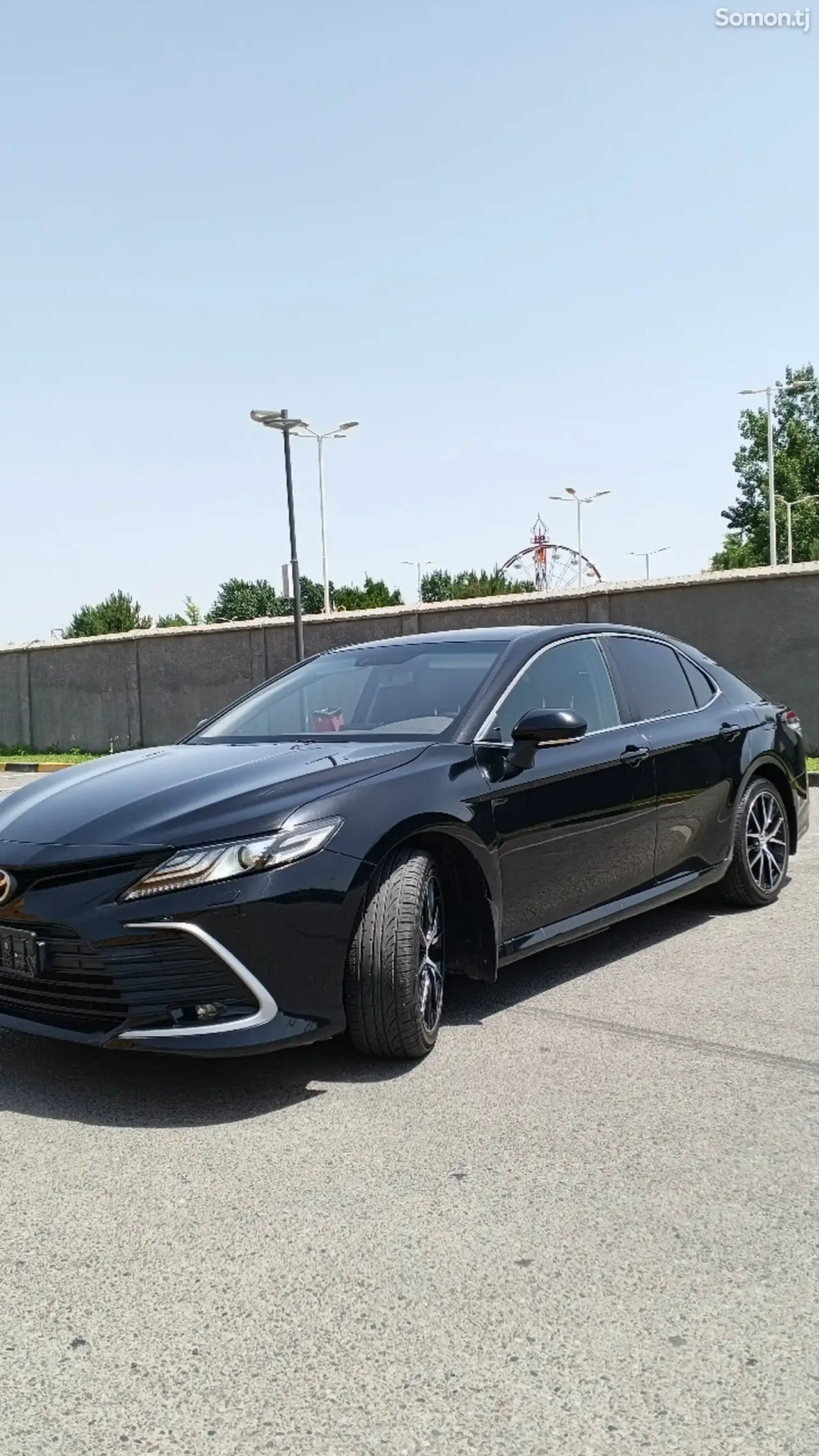 Toyota Camry 2021 · 2.5 AT