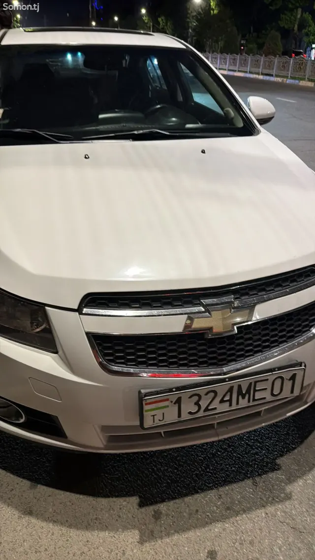 Chevrolet Cruze 2010 · 1.8 AT