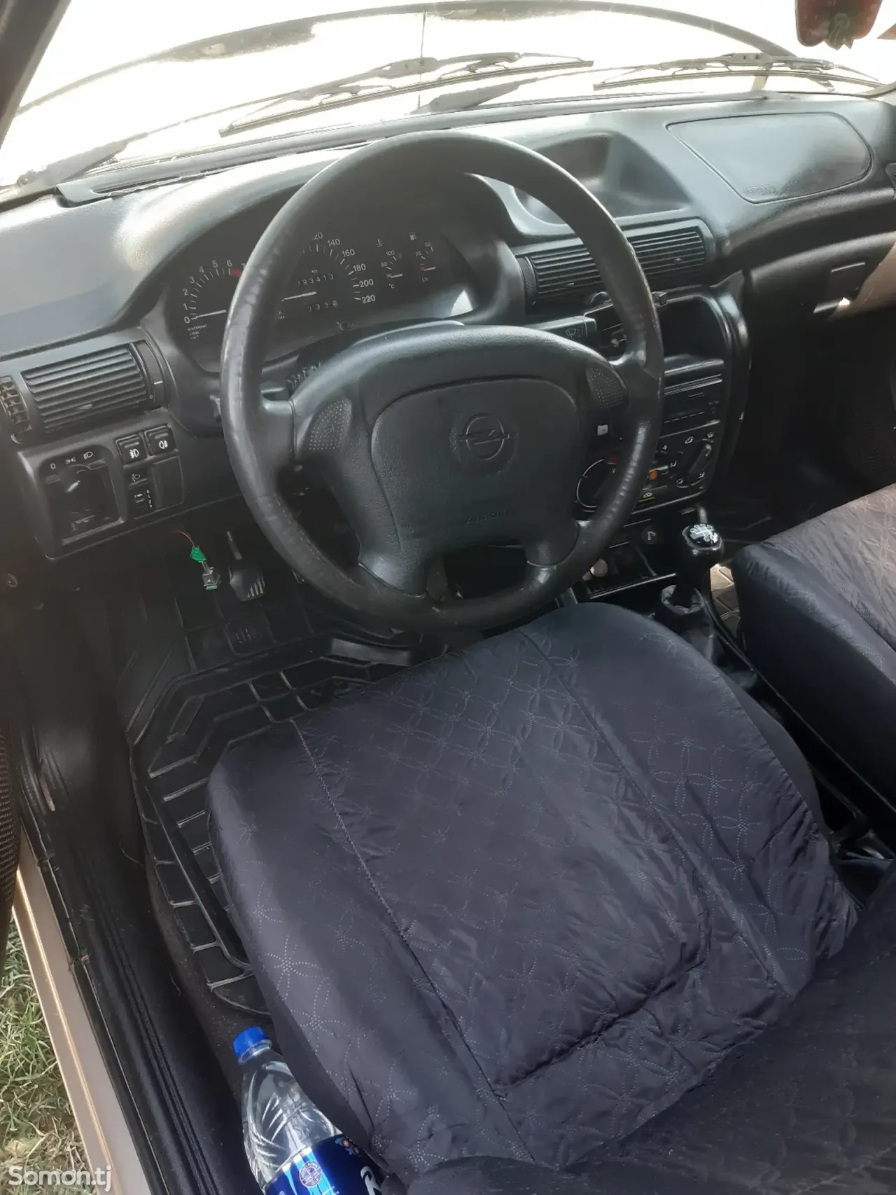 Opel Astra F 1997 · 1.6 MT