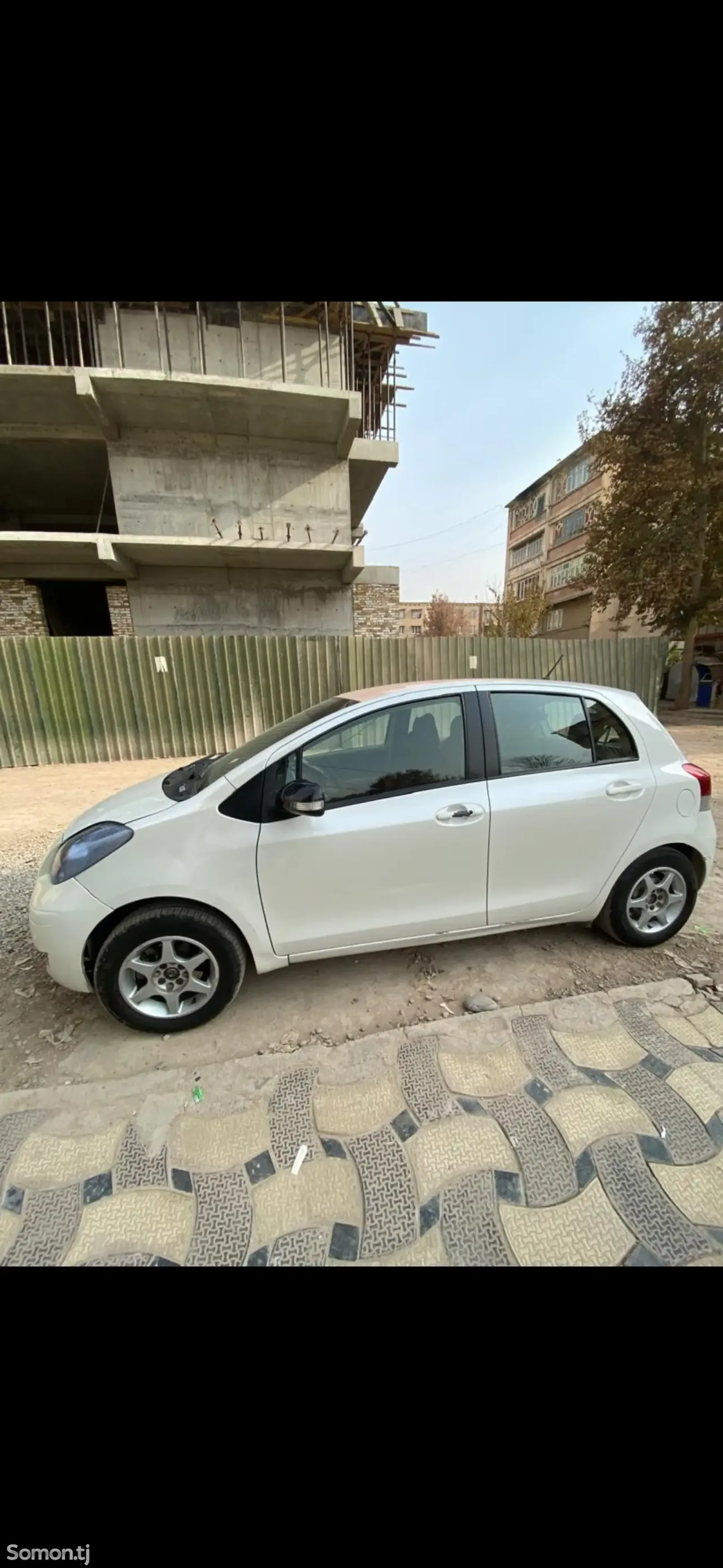 Toyota Vitz 2010 · 1.3 AT