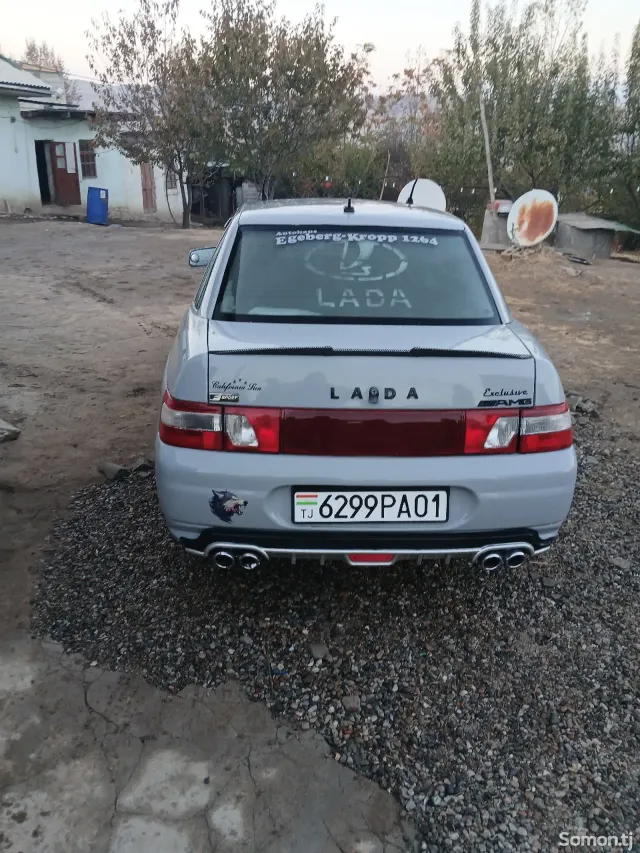 Lada (ВАЗ) 2110 2002 · 1.6 MT