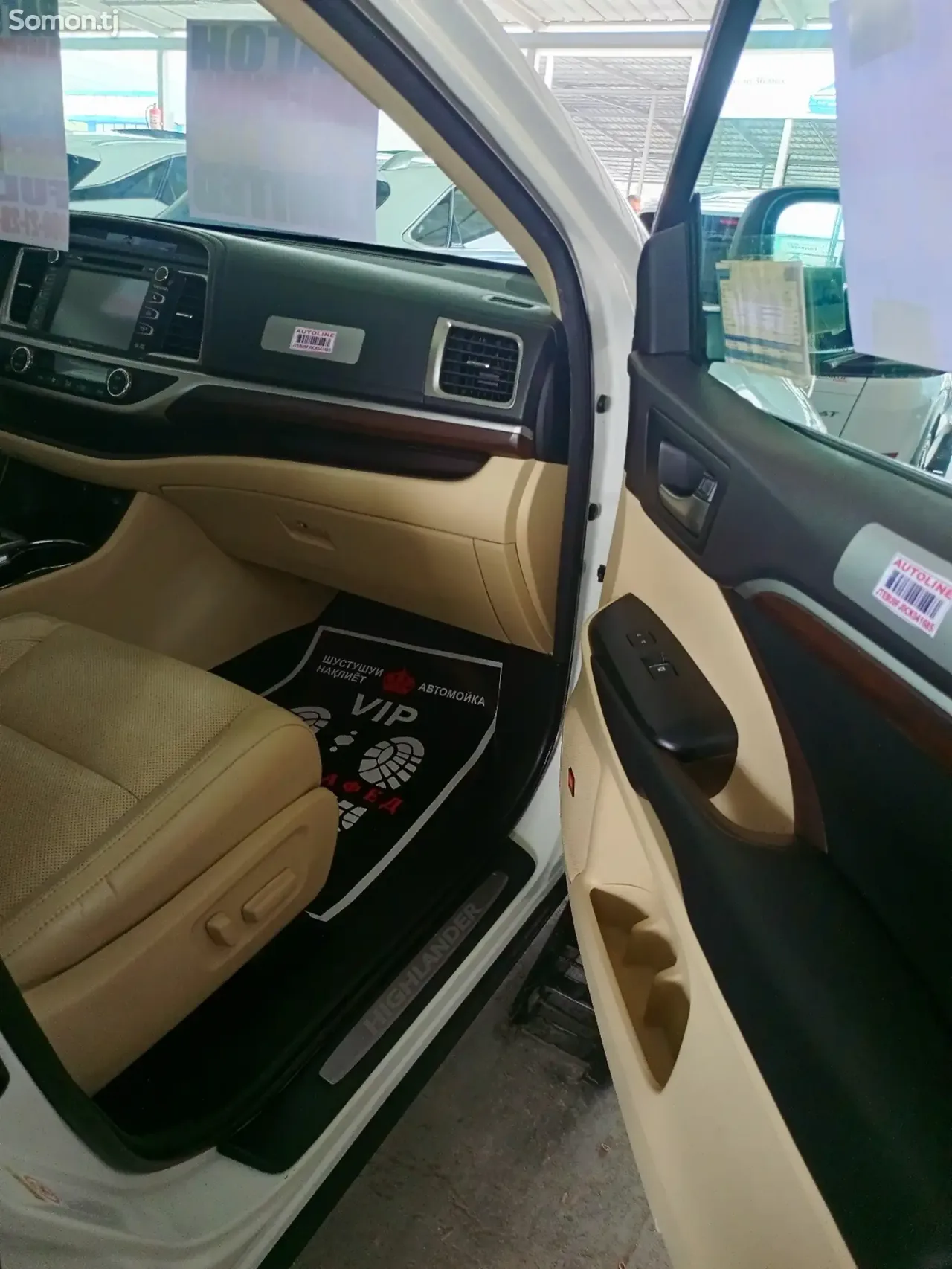 Toyota Highlander 2016 · 3.5 AT