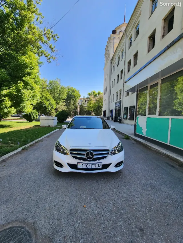 Mercedes-Benz E class 2014 · 2.5 AT