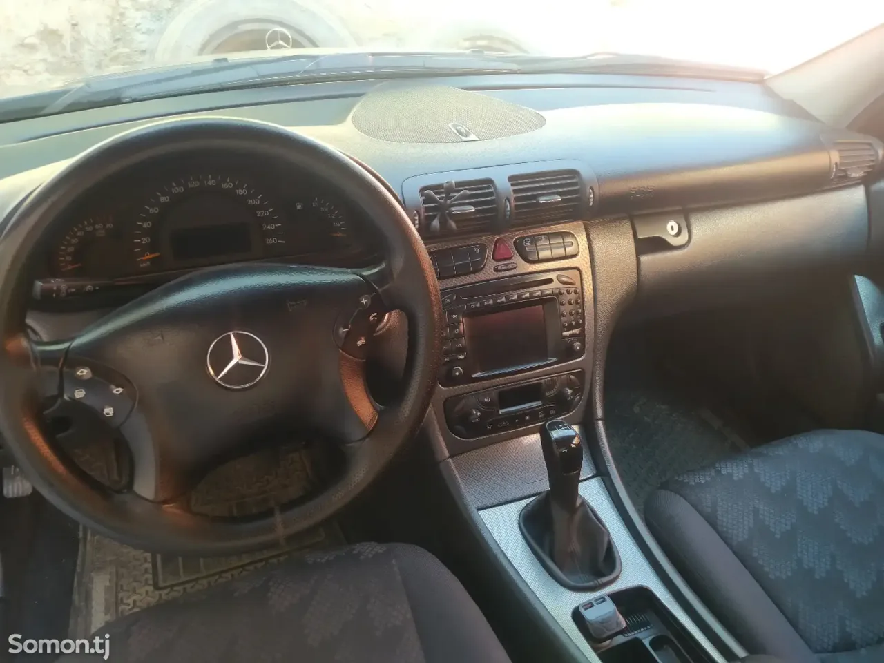 Mercedes-Benz C class 2000 · 2.3 MT
