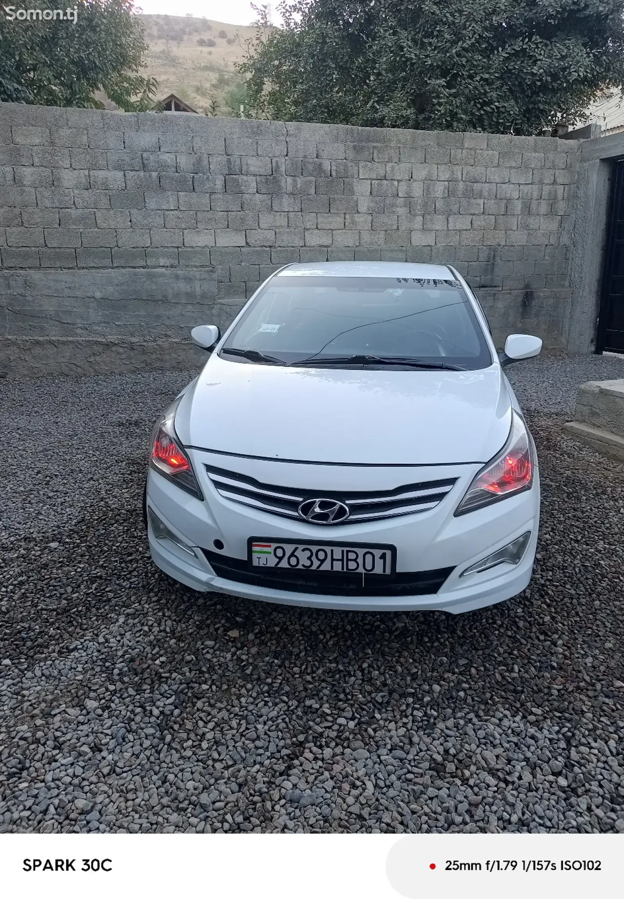 Hyundai Avante 2015 · 1.4 AT