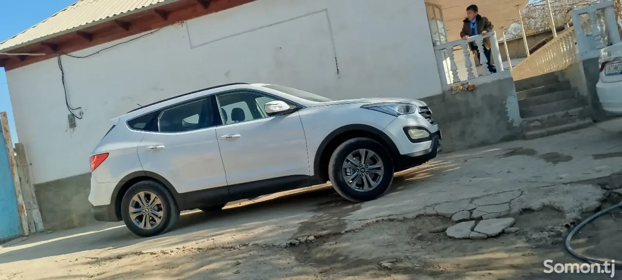 Hyundai Santa Fe 2014 · 2.4 AT