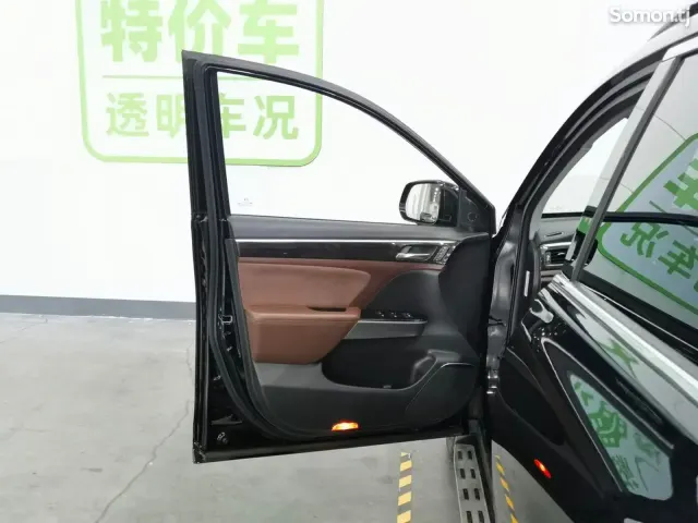 GAC Trumpchi GS8 2017 · 2.0 AT