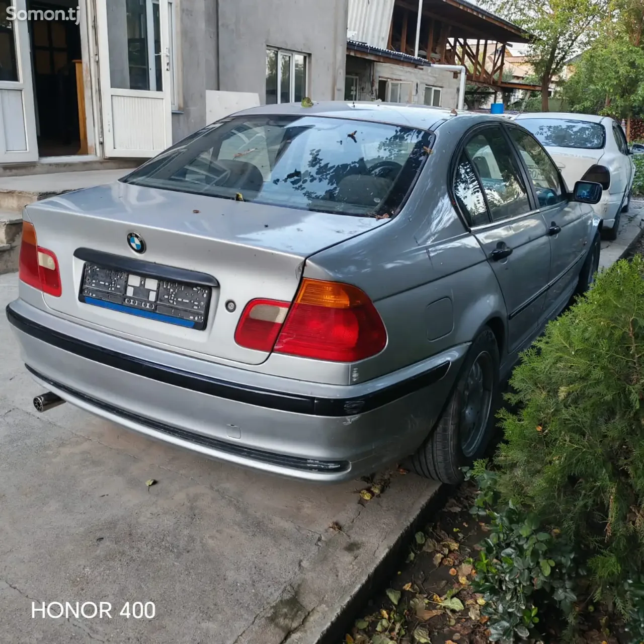 BMW 3 series 2000 · 1.8 MT
