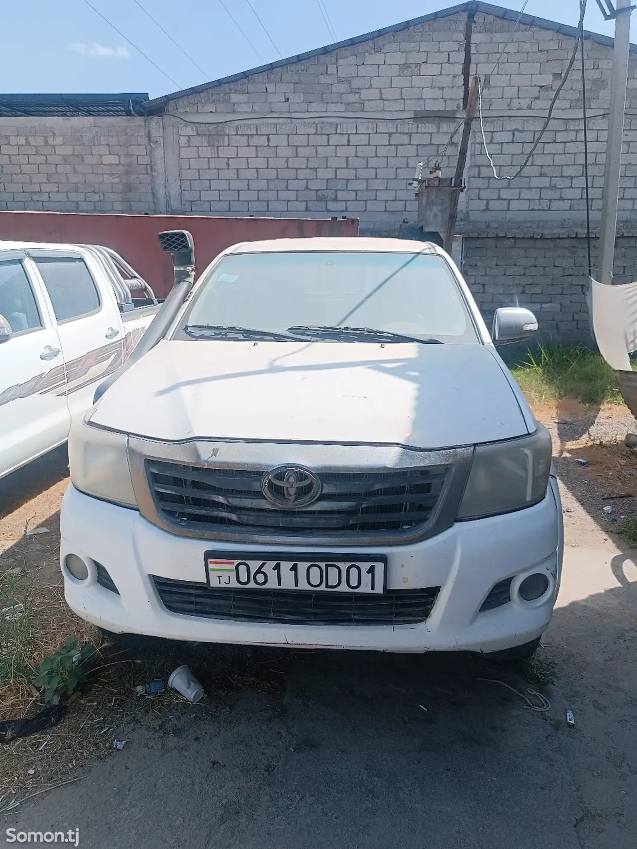 Toyota Hilux 2013 · 2.7 MT