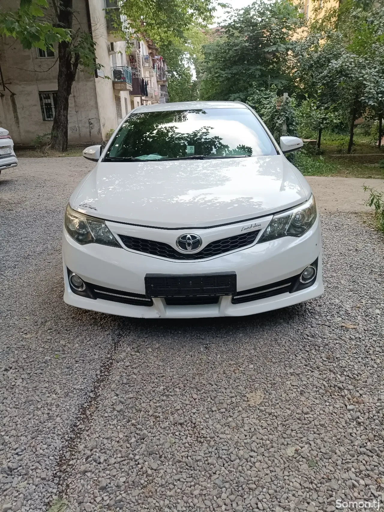 Toyota Camry 2013 · 2.5 AT