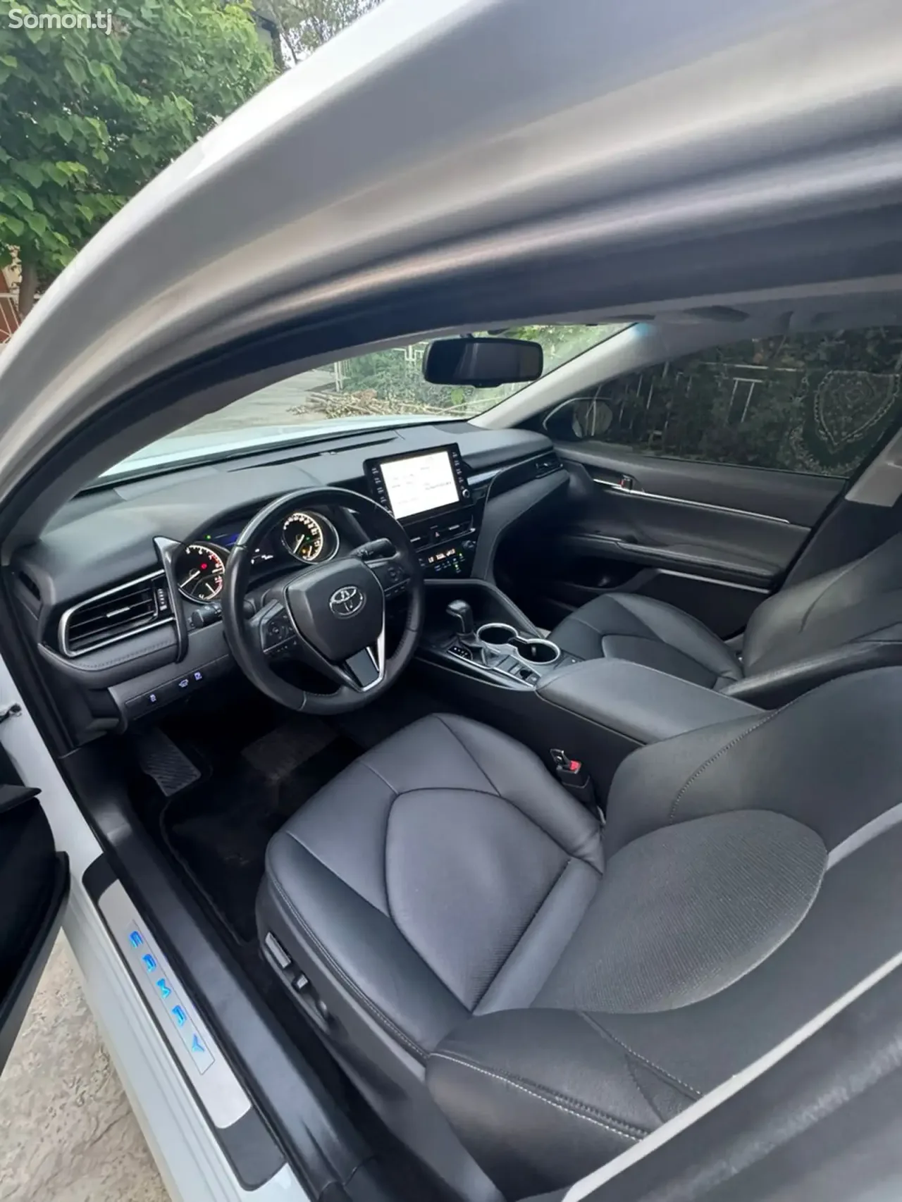Toyota Camry 2024 · 3.5 AT