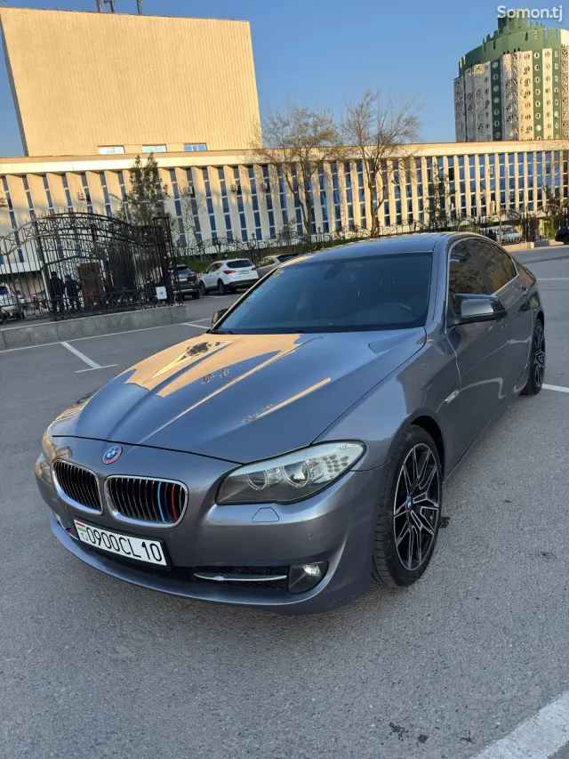 BMW 5 series 2011 · 2.0 AT