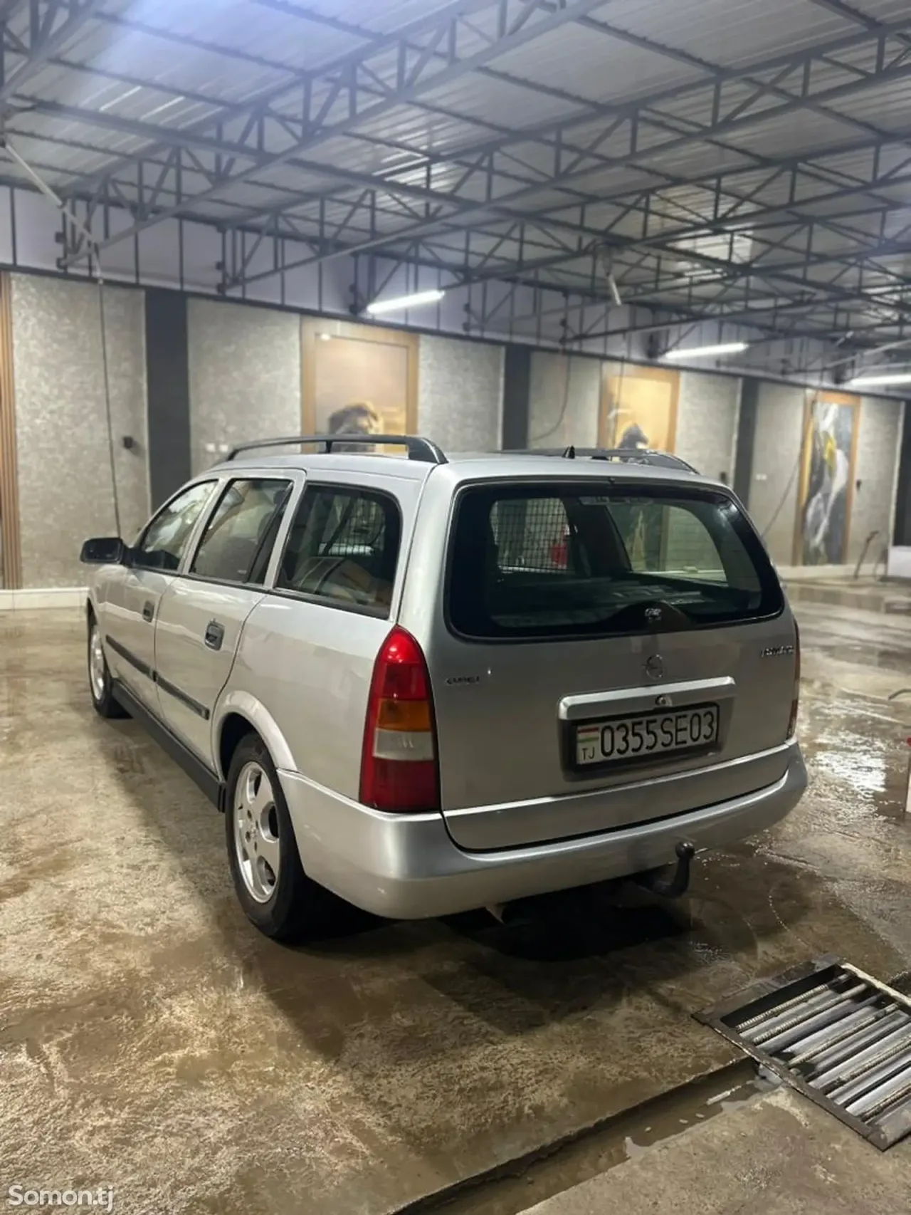 Opel Astra G 1999 · 1.6 MT