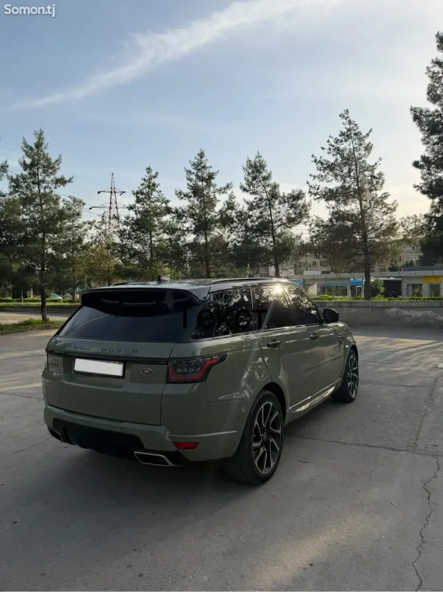 Land Rover Range Rover Sport 2022 · 3.0 AT