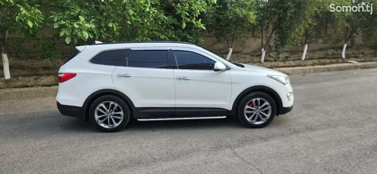 Hyundai Santa Fe 2014 · 2.2 AT