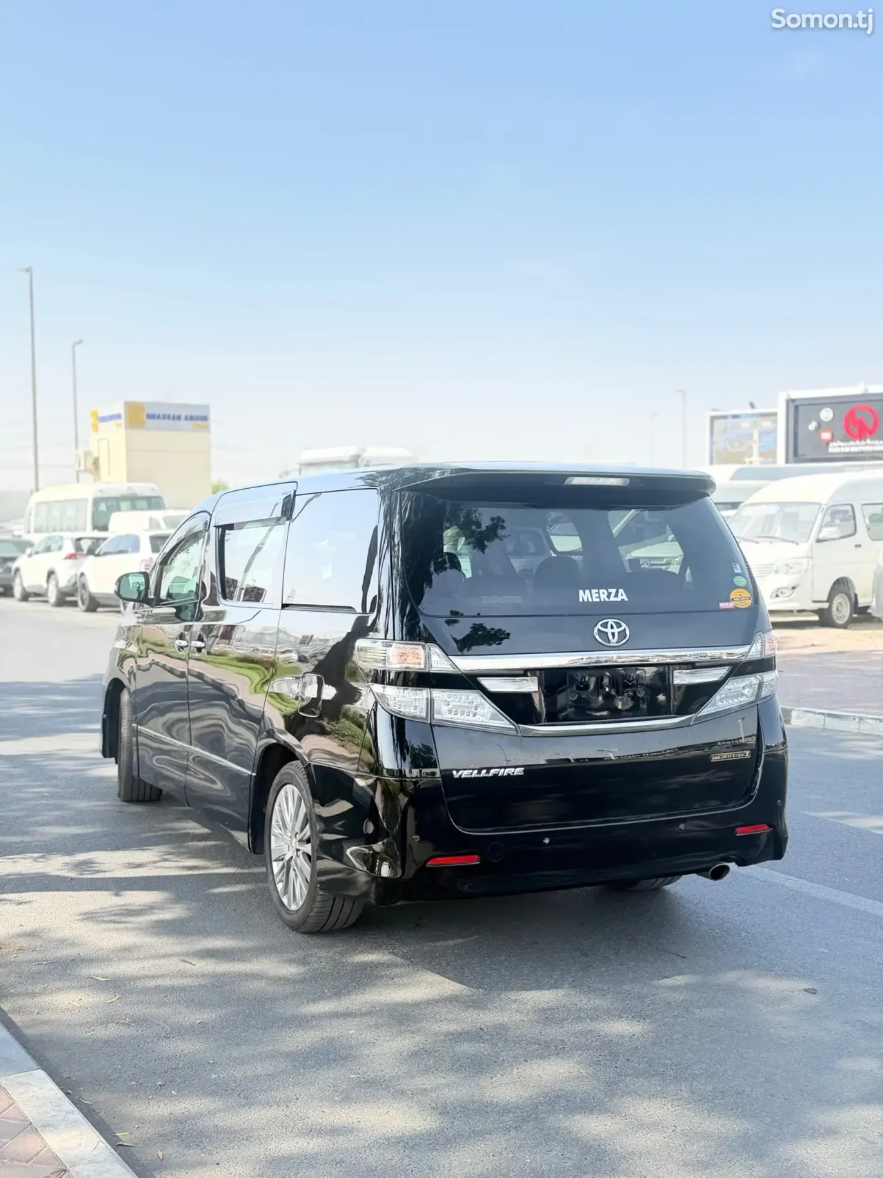 Toyota Vellfire 2014 · 2.4 AT