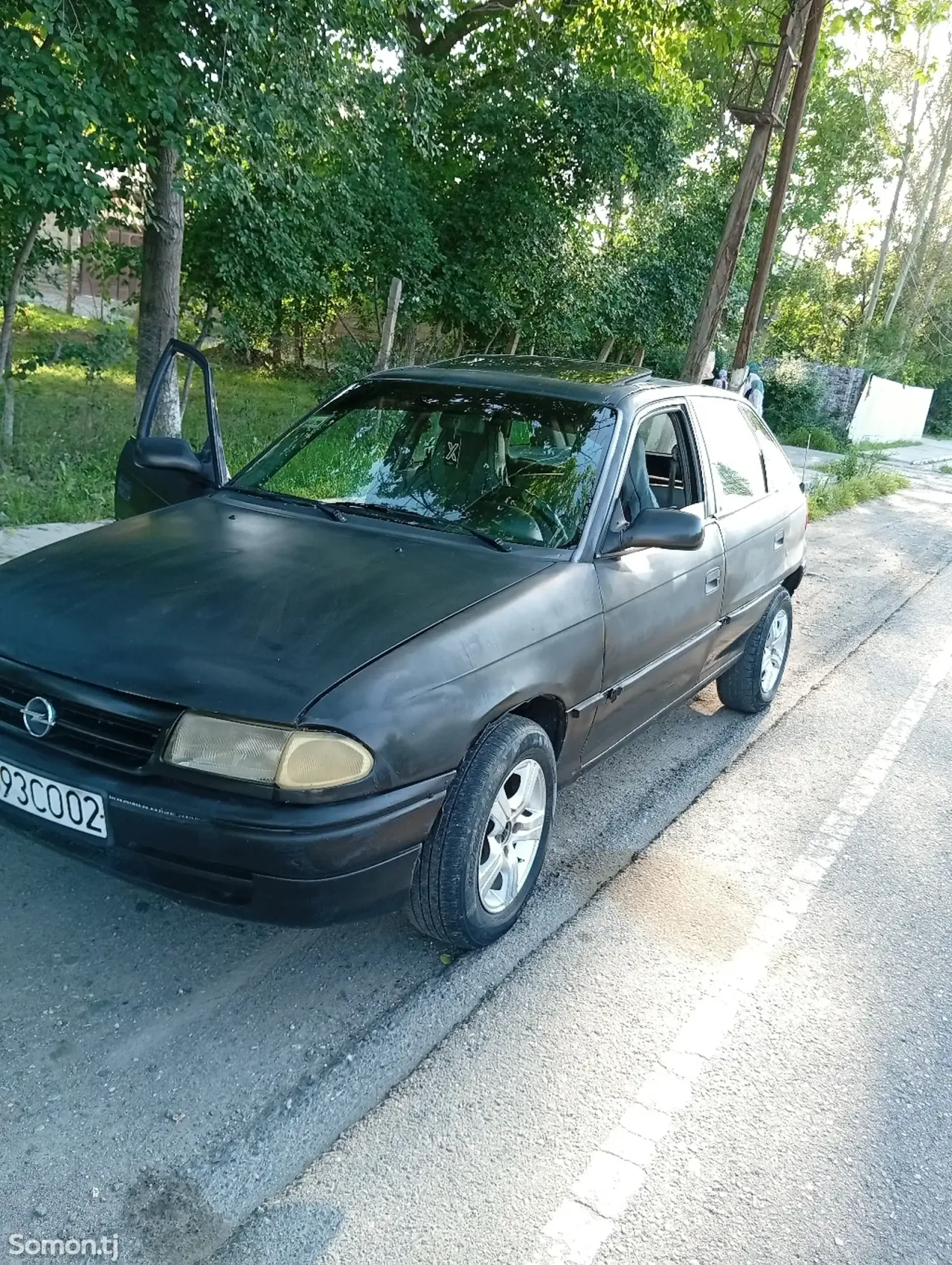 Opel Astra F 1993 · 1.6 MT