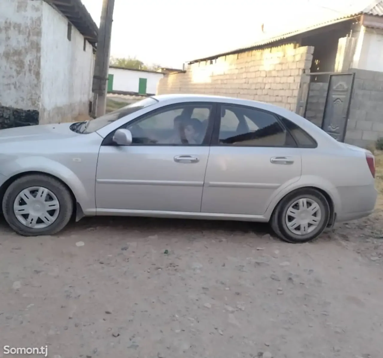 Daewoo Lacetti 2007 · 1.6 MT