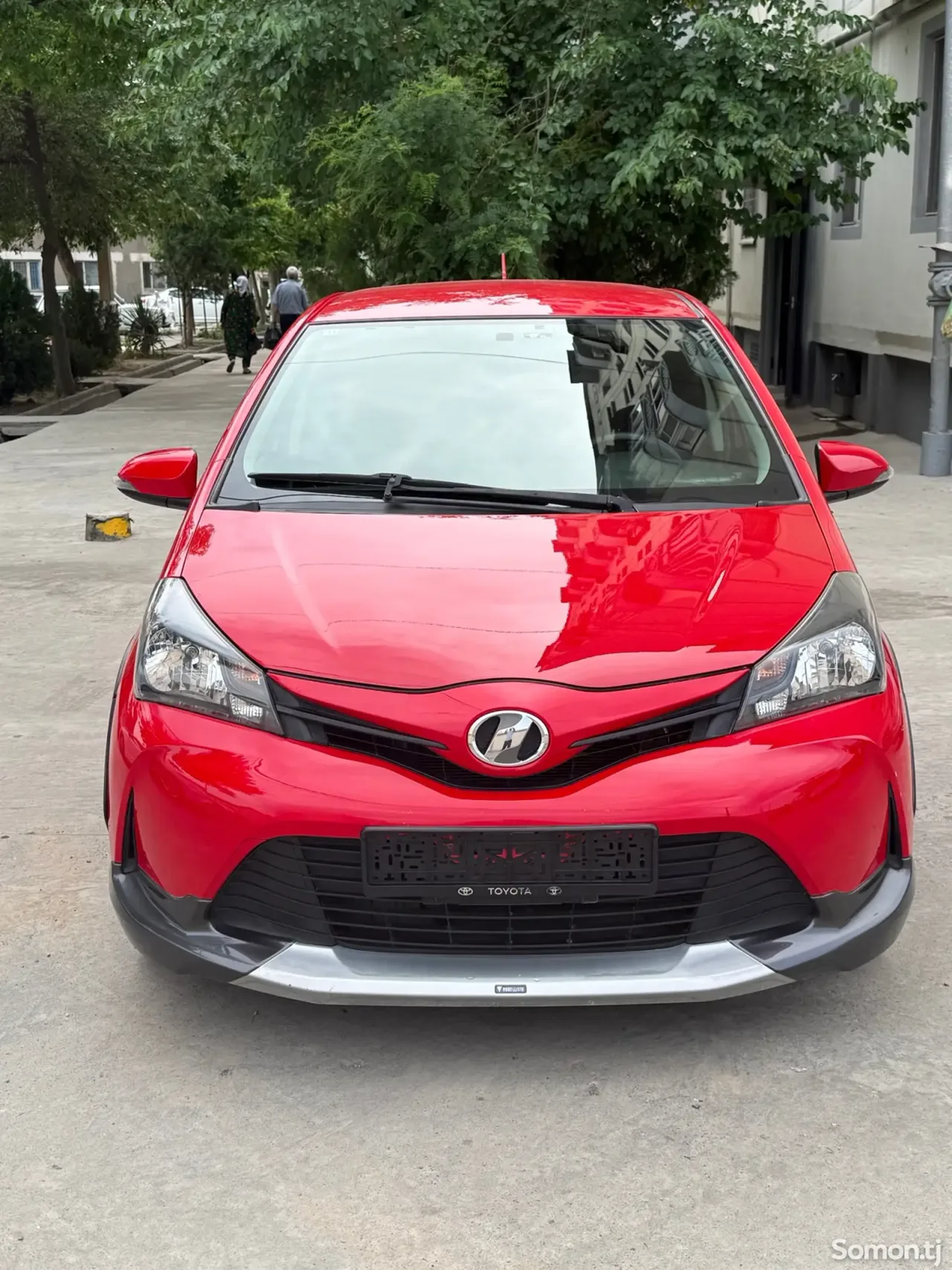 Toyota Vitz 2014 · 1.2 AT