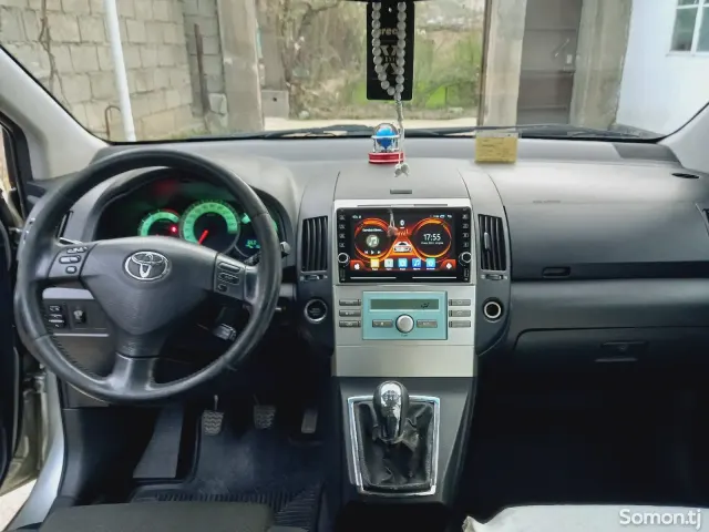 Toyota Verso 2007 · 1.8 MT