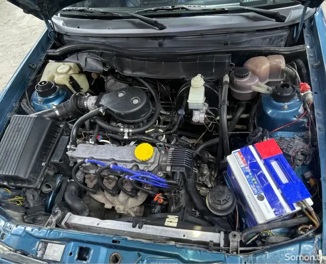 Opel Astra F 1993 · 1.6 MT