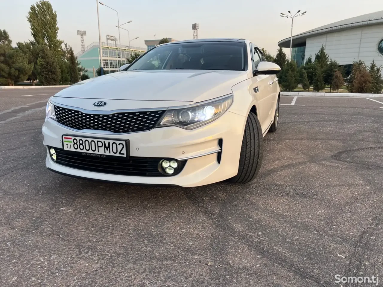Kia K5 2016 · 1.7 AT
