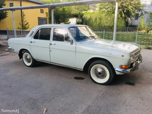 ГАЗ 24 1980 · 2.4 MT