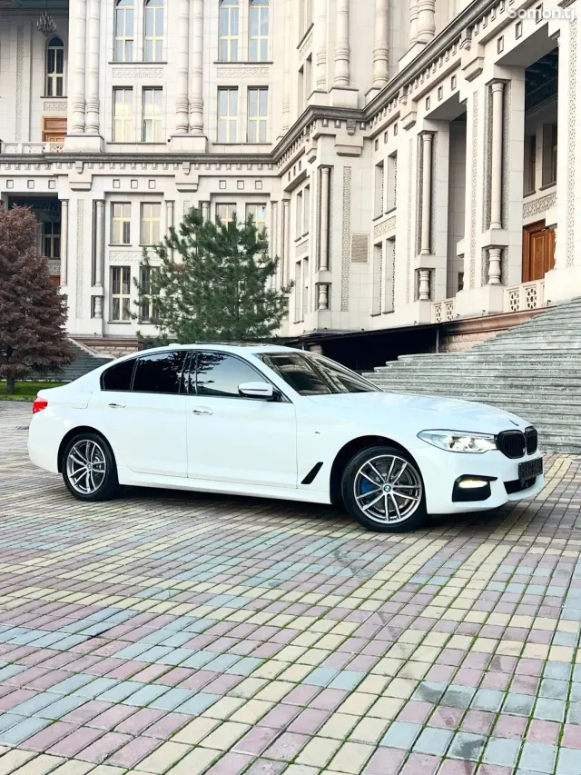 BMW 5 series 2018 · 2.0 AT