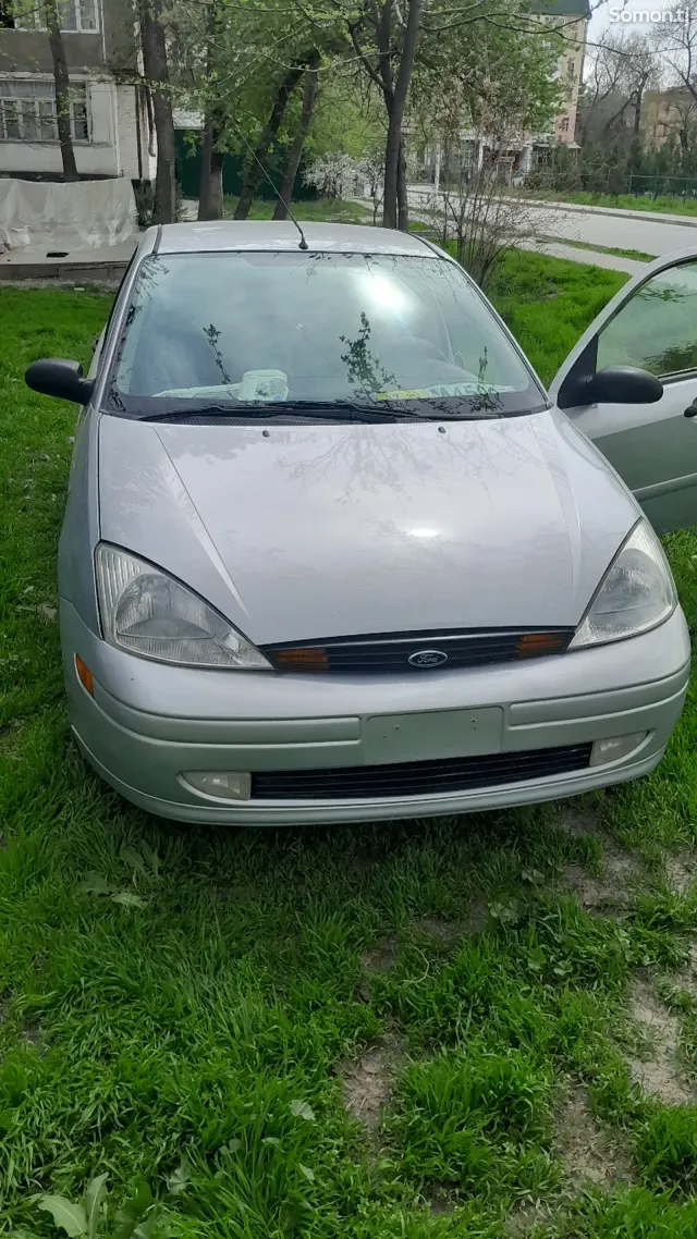 Ford Focus 2001 · 1.9 AT
