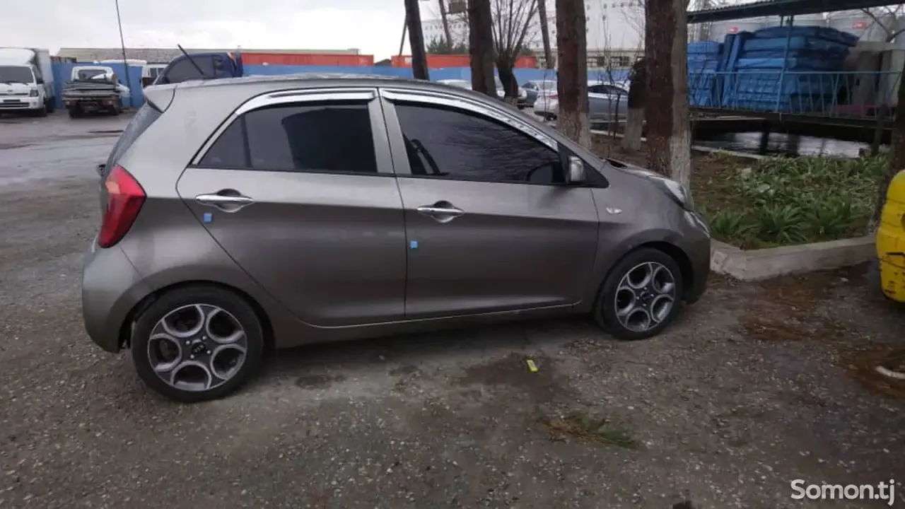 Kia Morning 2016 · 1.2 AT