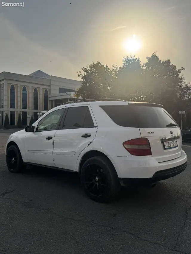 Mercedes-Benz ML class 2008 · 3.5 AT