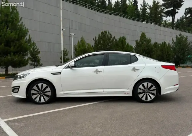 Kia K5 2013 · 2.0 AT