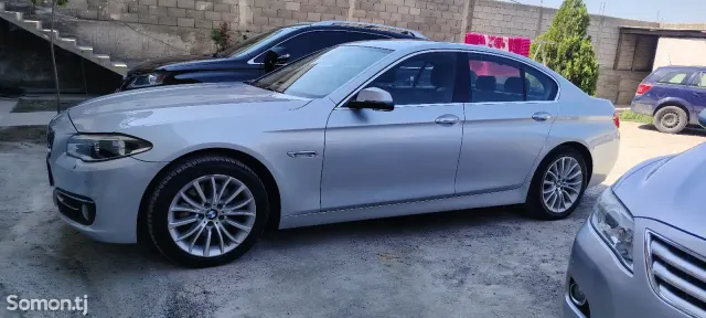 BMW 5 series 2014 · 2.0 AT