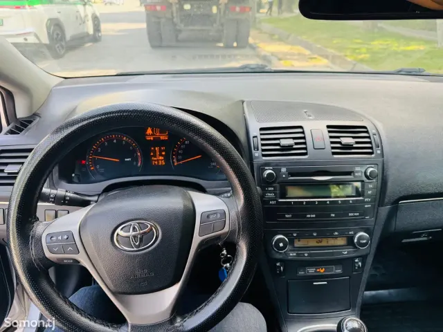 Toyota Avensis 2009 · 1.8 MT