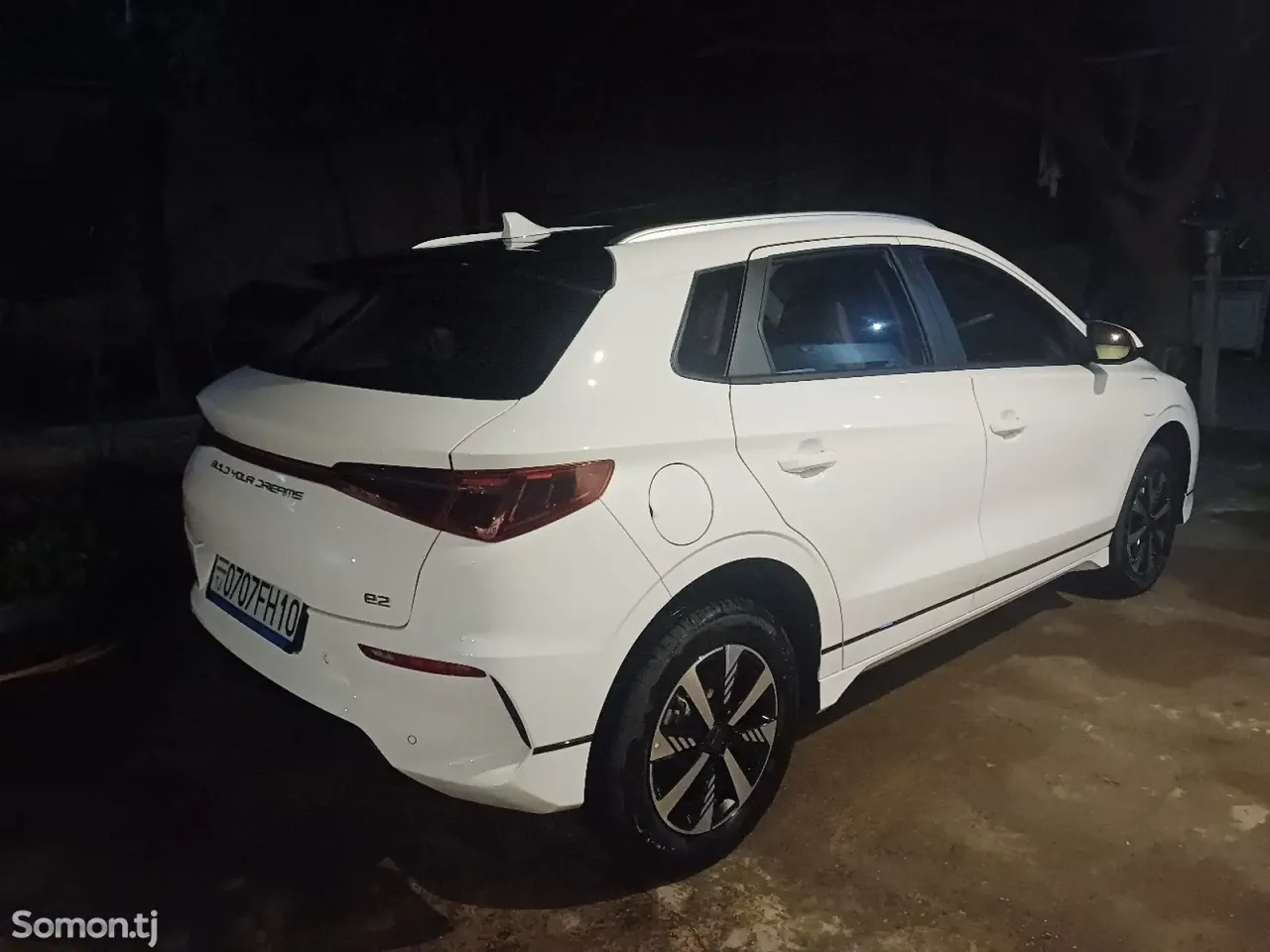 BYD E2 2024 · AT