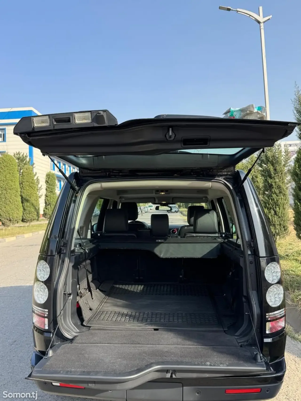 Land Rover Discovery 2015 · 3.0 AT