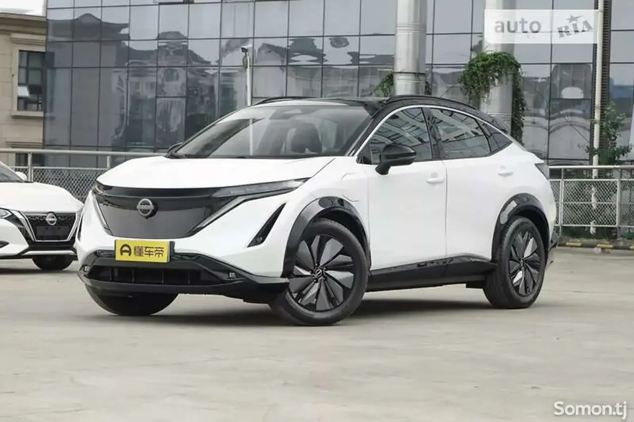 Nissan Almera 2025 · AT