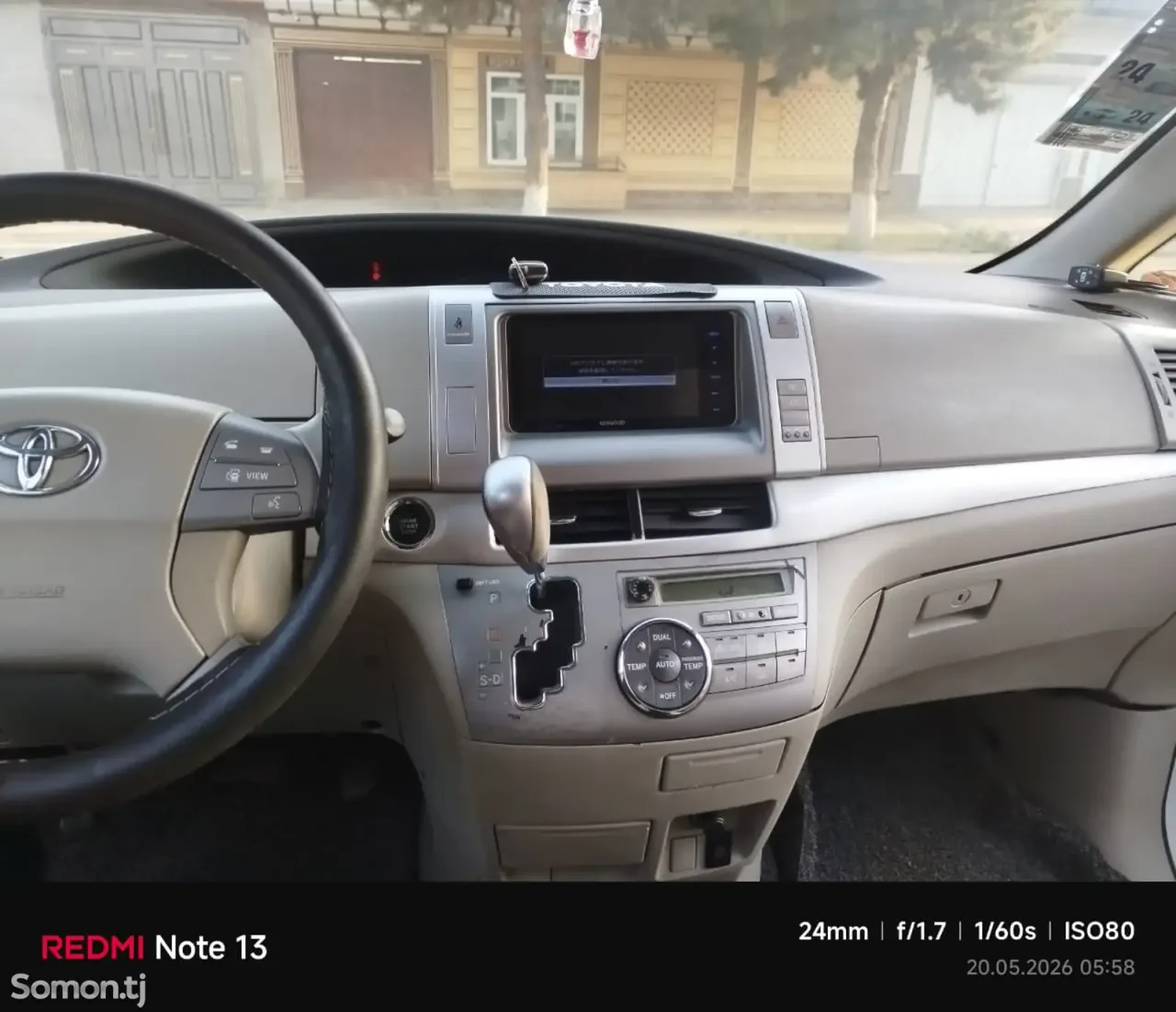 Toyota Estima 2008 · 2.4 AT