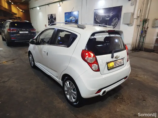 Chevrolet Spark 2014 · 1.3 AT