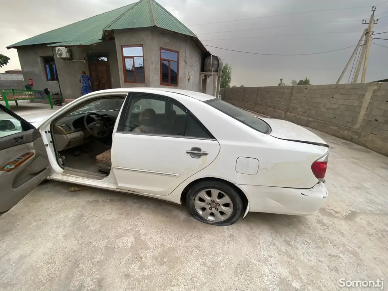 Toyota Camry 2005 · 2.4 AT