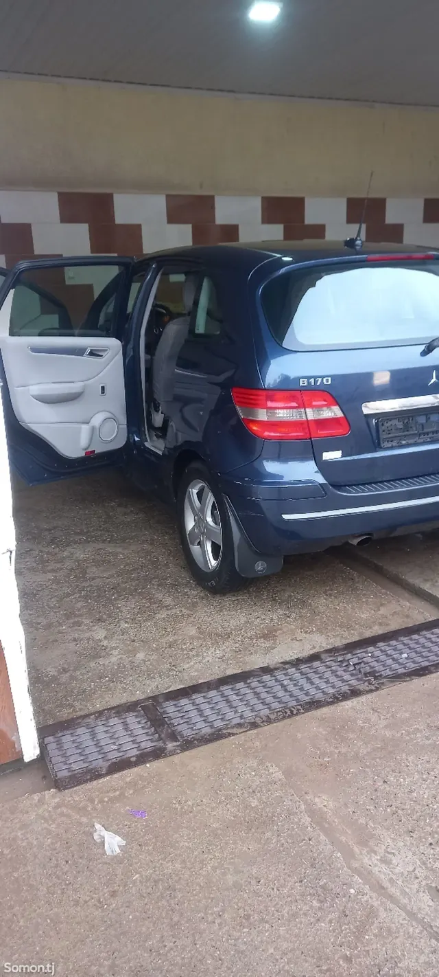 Mercedes-Benz B class 2006 · 1.7 AT