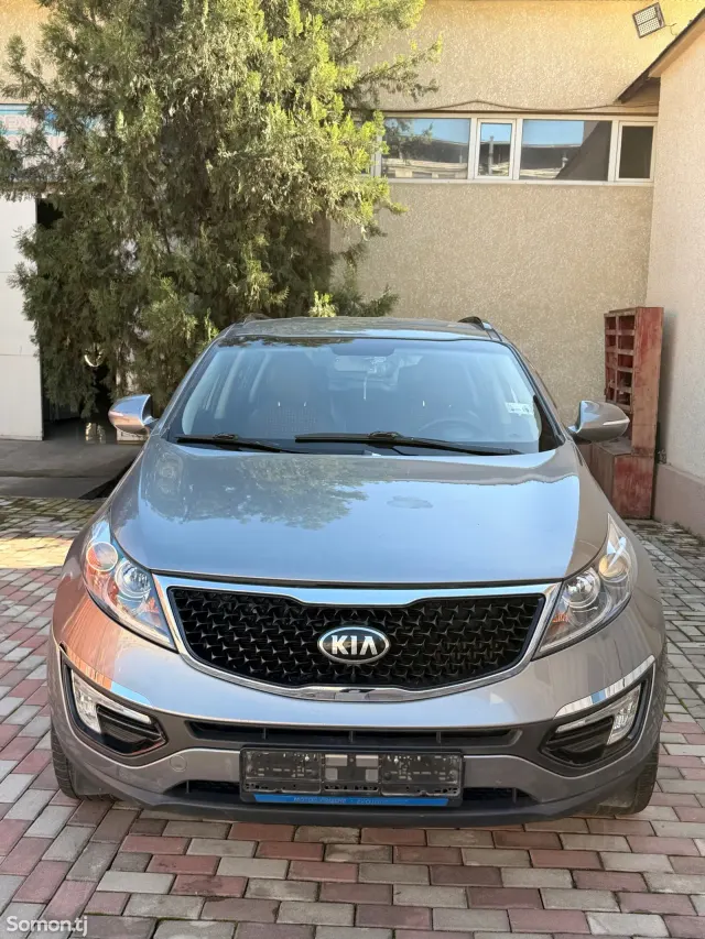 Kia Sportage 2015 · 2.0 AT